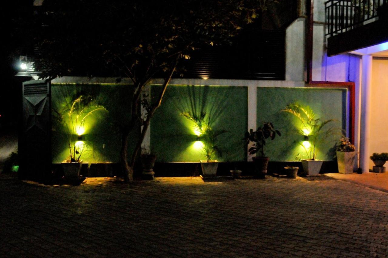 Myr-O Homestay Kombichankulama Exterior photo